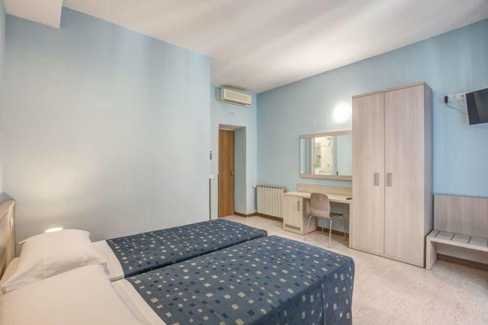 Hotel Nuova Monaco โรม ภายนอก รูปภาพ