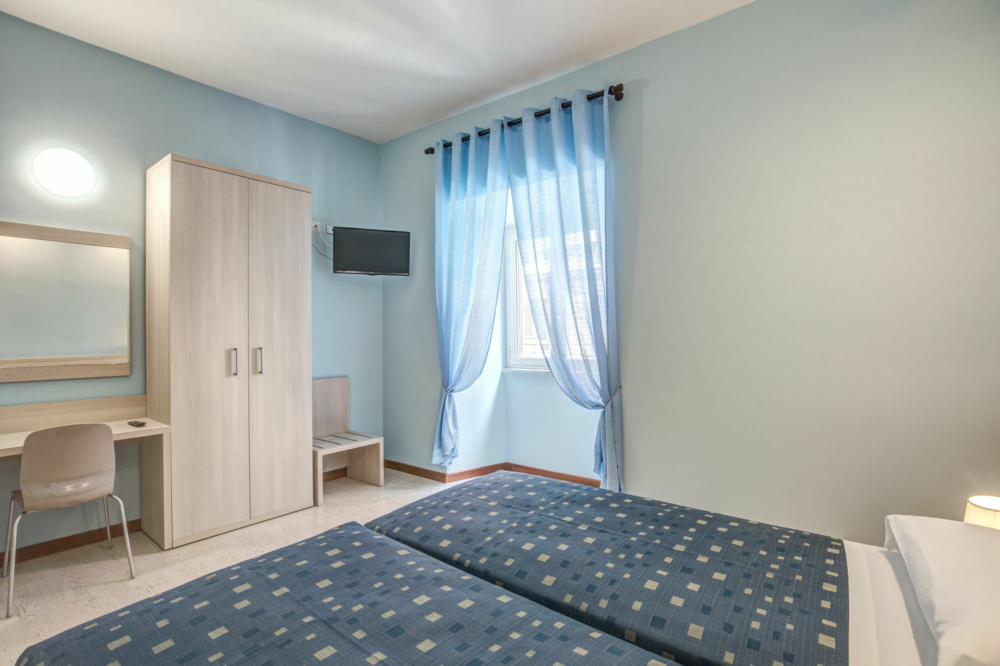 Hotel Nuova Monaco โรม ภายนอก รูปภาพ